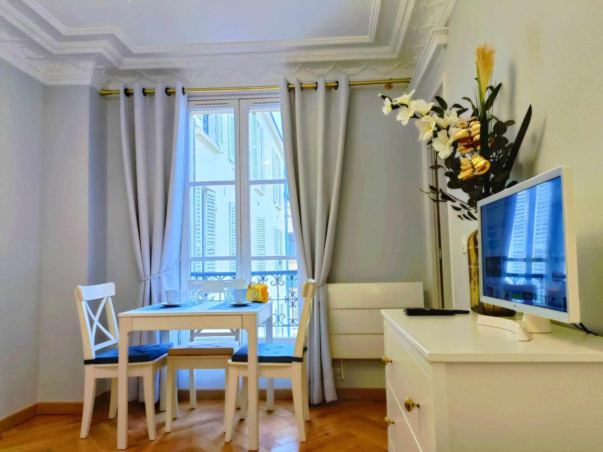 Apartmán Au Petit Trianon Bleu Versailles Exteriér fotografie